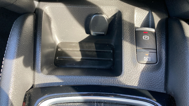 Nissan Qashqai 1.5 dCi 115 Tekna 5dr Diesel Hatchback